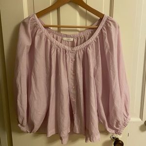 Jeanne Top in Wisteria. Comfortable and light. Beautiful light purple color.